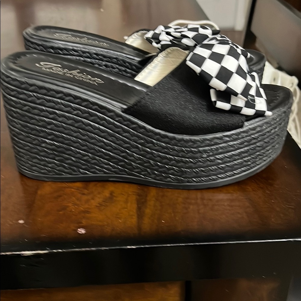 Corkys Black and White Platform Sandals